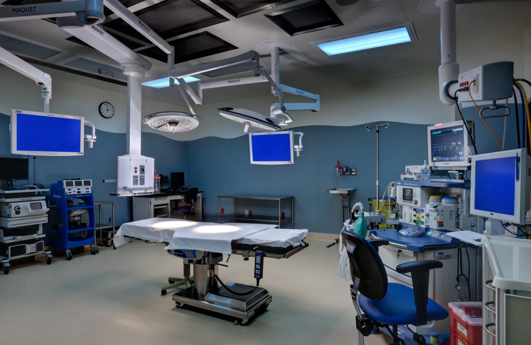 pediatric surgical room