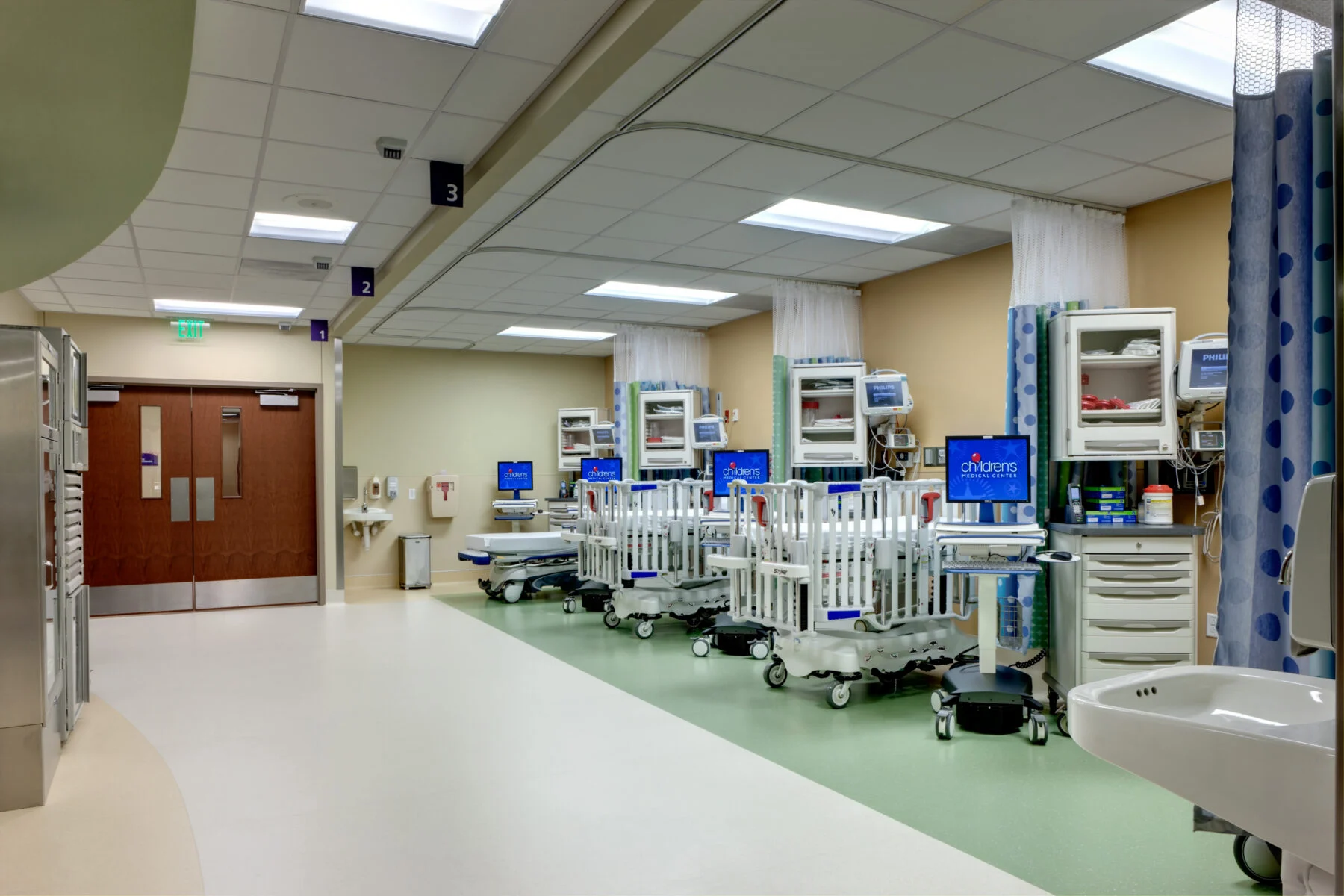 pediatric and nicu cribs