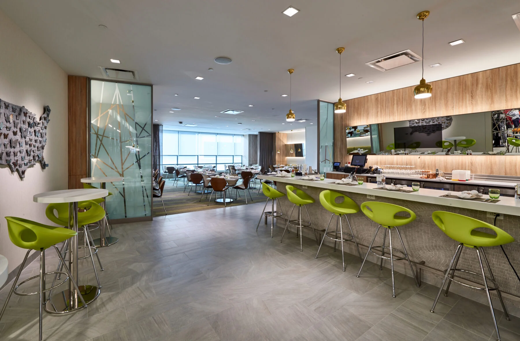 Restaurant inside retail store with full bar.