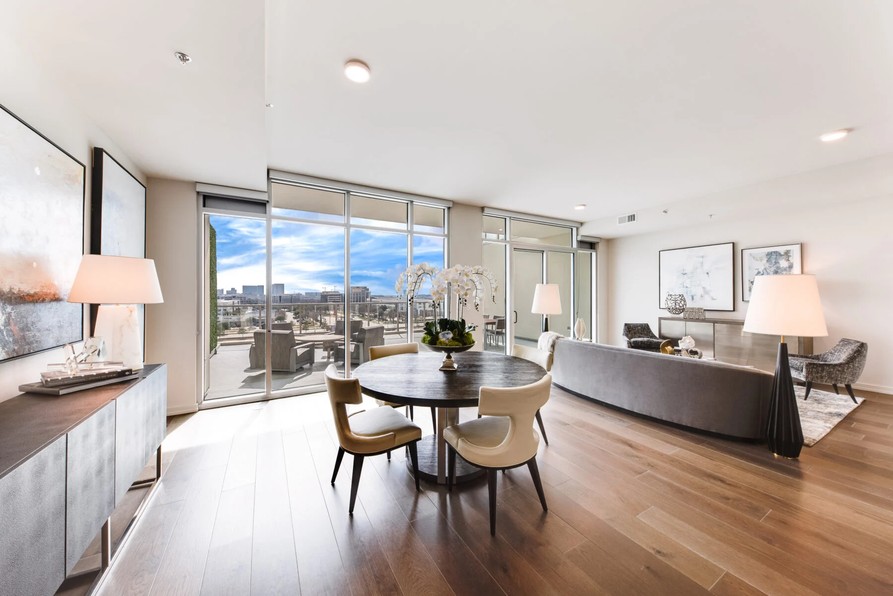 apartment dining room