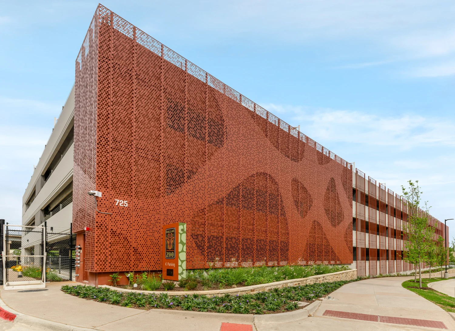 Dallas Zoo South Garage