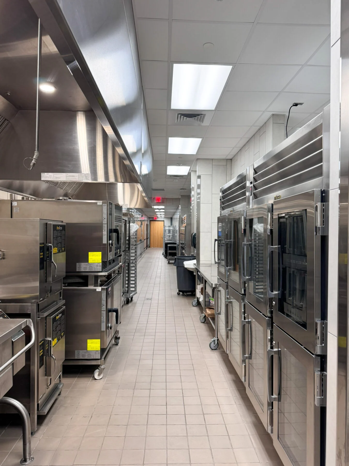 commercial prep kitchen for cafeteria