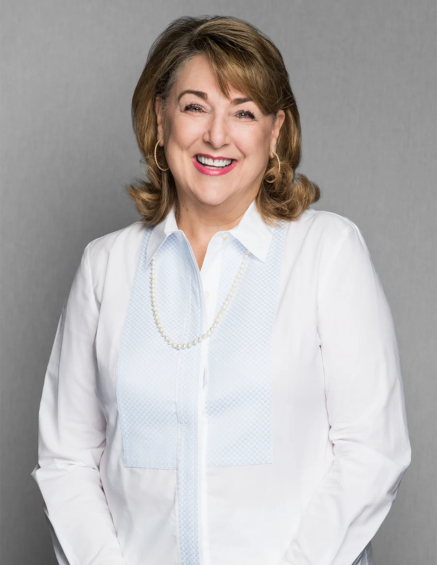 Carolyn Karabinos