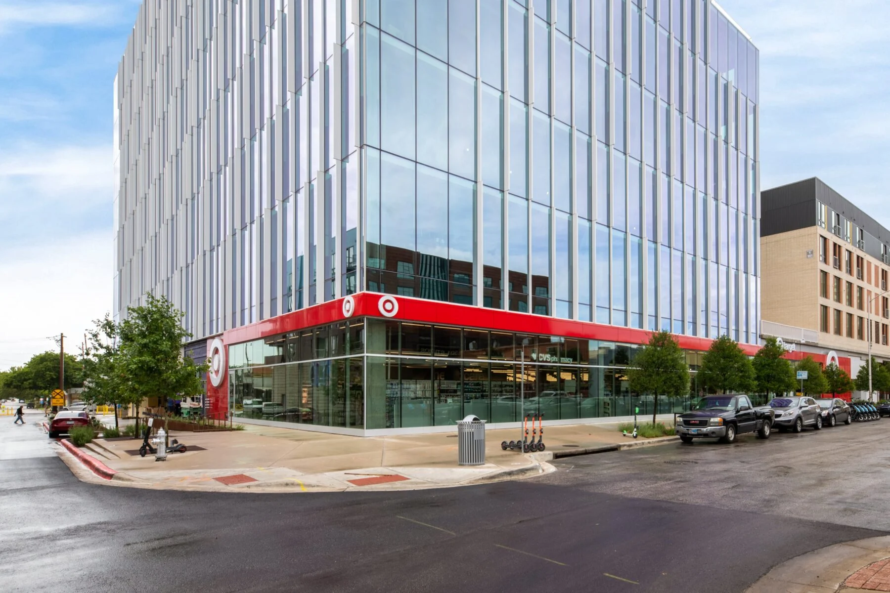 exterior of multiple retail spaces