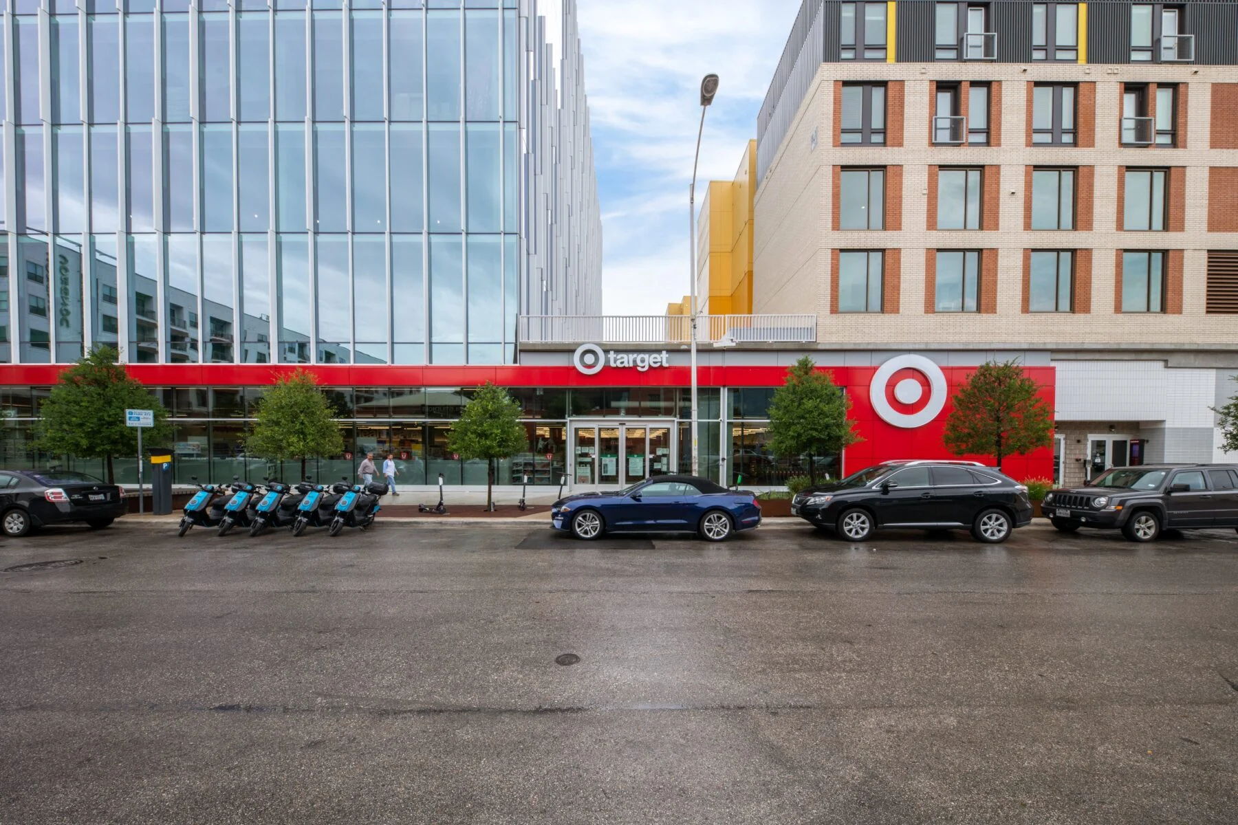exterior of multiple retail spaces