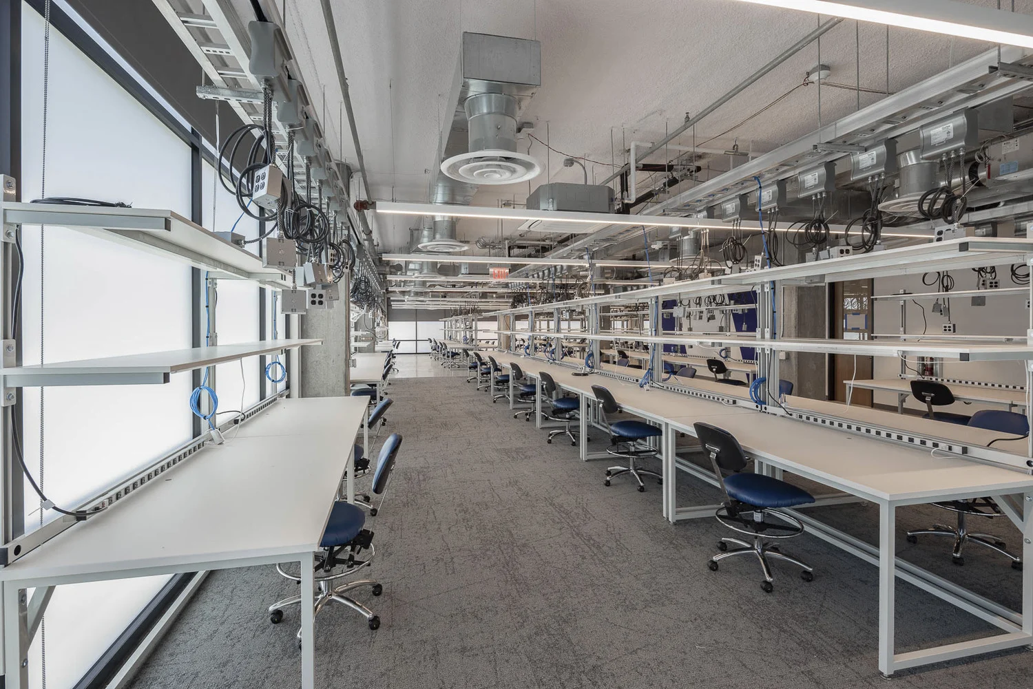 Confidential Technology Lab & Office